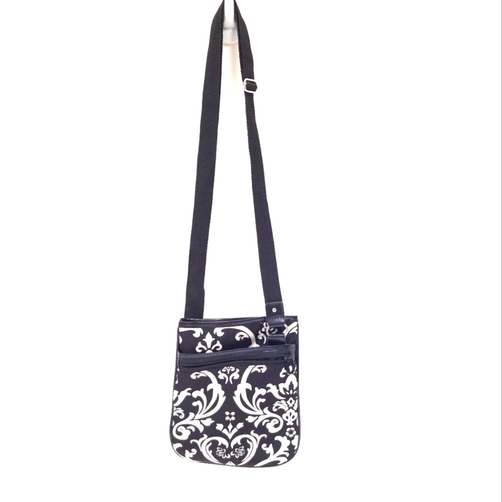 5/$25 Crossbody Bag!